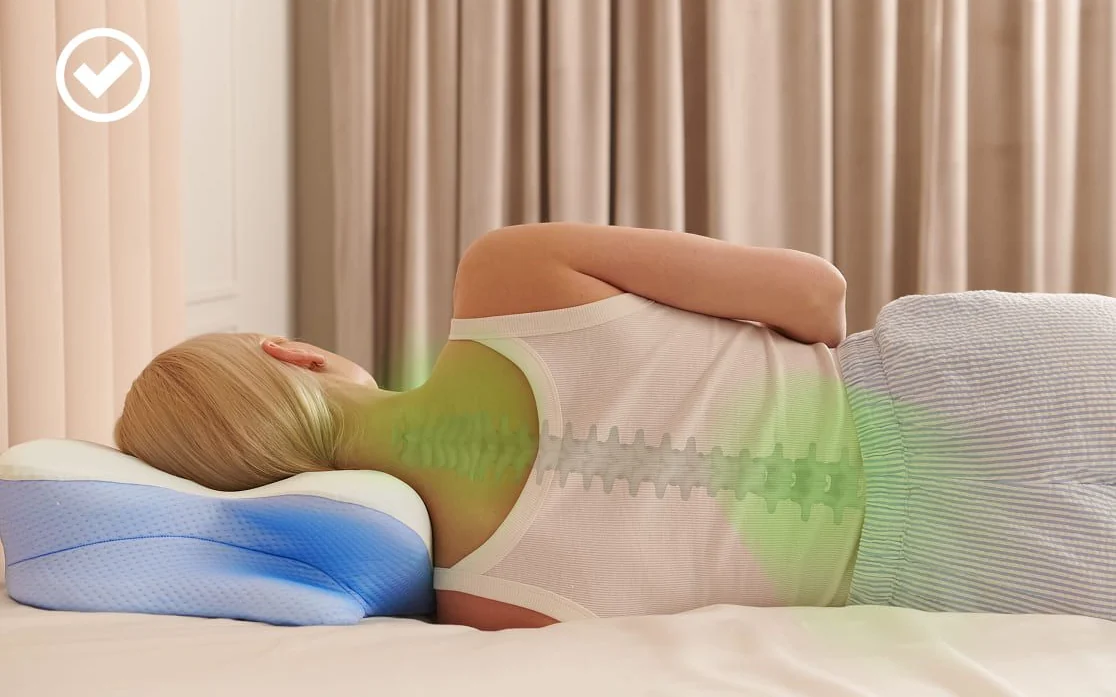 Correctly aligned spine highlighted in green on a side sleeper using a contoured pillow